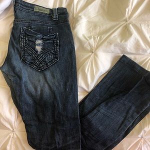 Cambridge Ripped Jeans